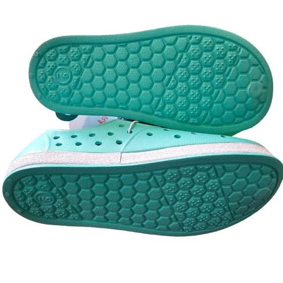 Toddler Jese Slip-On Water Shoes - Cat & Jack - Picture 4 of 11